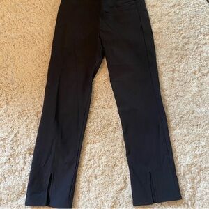 Athleta Wander Slim high-rise ankle slit pants - Size: 6